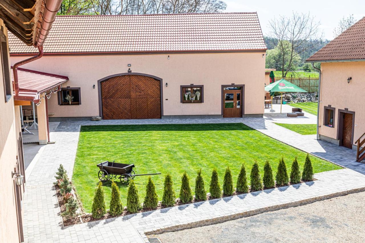 Apartmány Pod Řípem Roudnice nad Labem Kültér fotó