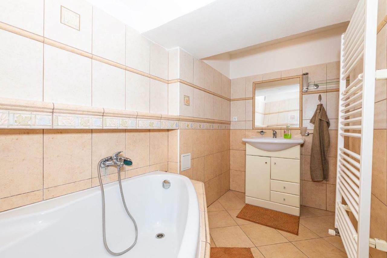 Apartmány Pod Řípem Roudnice nad Labem Kültér fotó